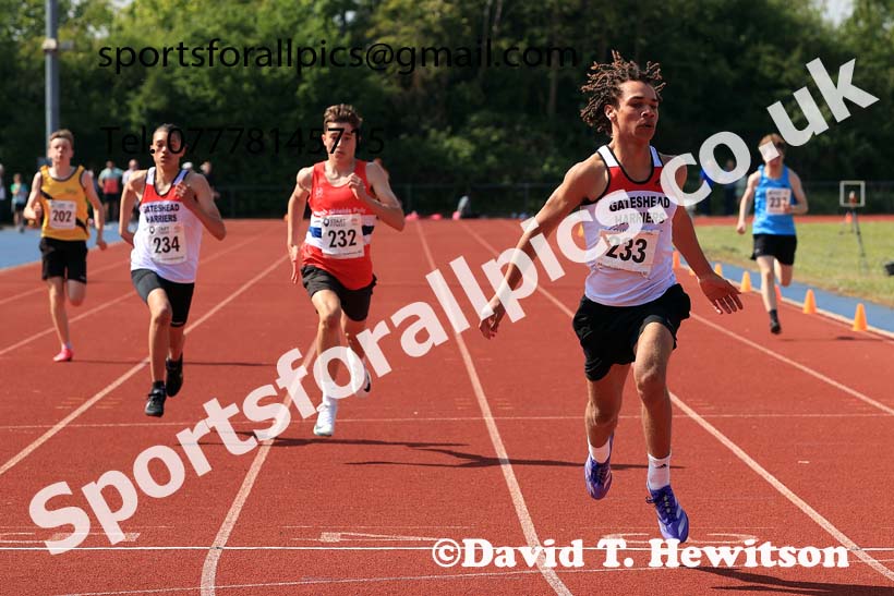 Boys under-15s 200 metres, 2025 North Eastern Track and Field Champs., Shildon, County Durham. Photo: David T. Hewitson/Sports for All Pics